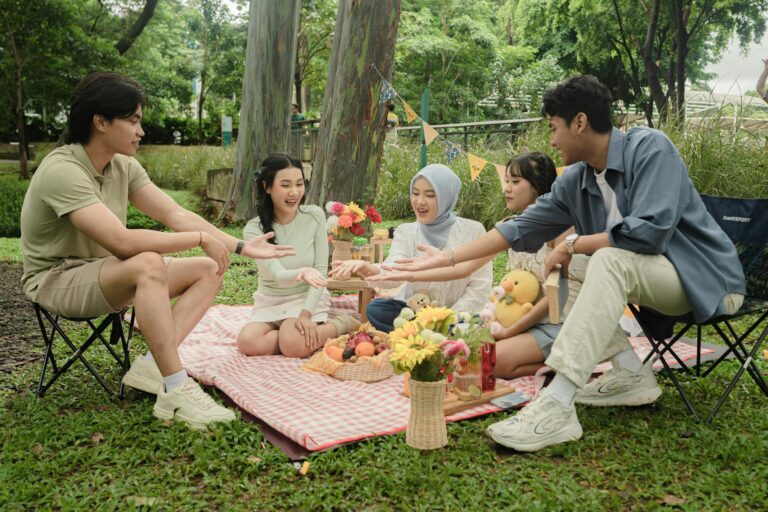 50 Outdoor Activities for the Family to Get Some...