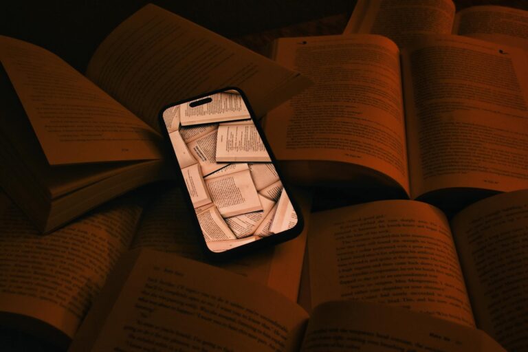 Classic vs Contemporary Literature: Which Reading List Should You Start With First