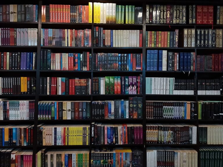 Fantasy vs Science Fiction: Complete Reading List Comparison and Genre Breakdown - BookMoodMatch