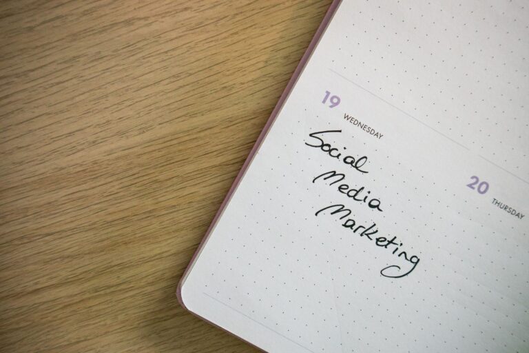 The Ultimate Guide to Minimalist Daily Planning - bookmoodmatch