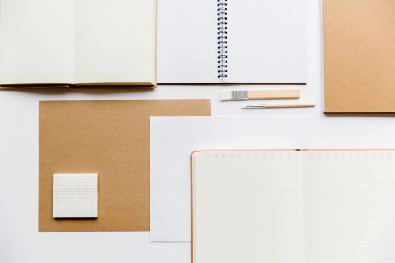 Embracing Minimalism: Setting Up a Minimalist Planner - bookmoodmatch