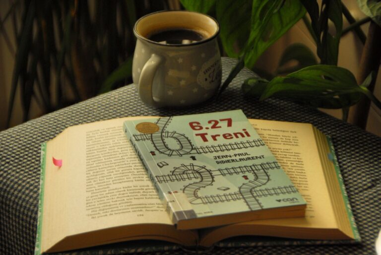 Find Your Perfect Winter Read: 6 Mood-Matched Book Recommendations - bookmoodmatch