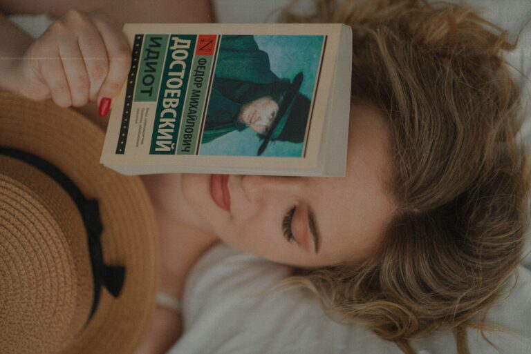 A bright lifestyle photo depicting find next perfect book match using personality traits.